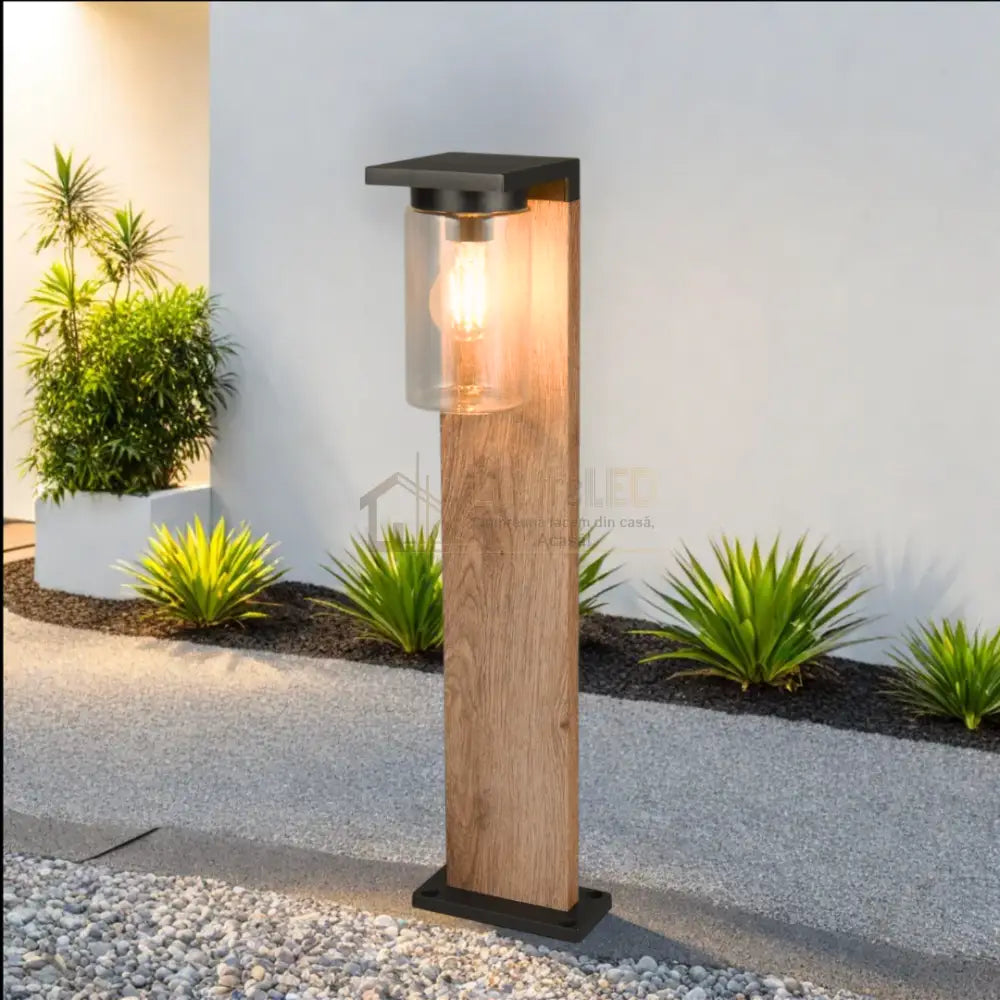 Stalp Ornamental cu Senzor Finisaj Stil Lemn 65CM STALP ORNAMENTAL GARDEN POLE