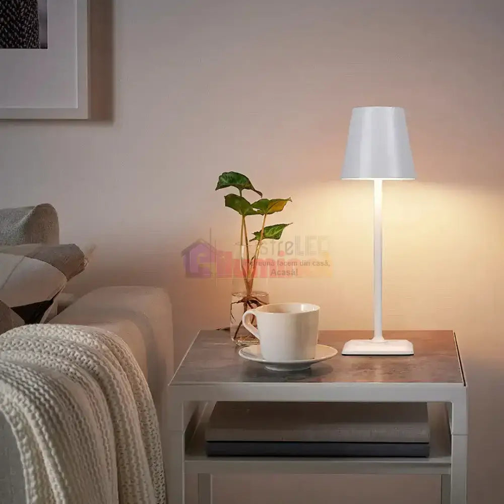 Veioza Touch SIMPLE , 3 Tipuri De Lumina, Incarcare USB lustreled.ro